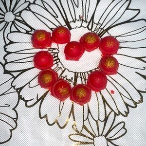 ❤️RED CANDLE DOTS ❤️